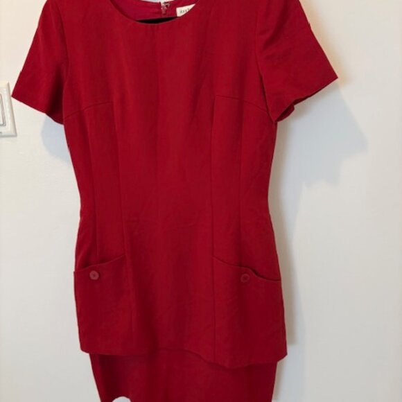 Ann Taylor - Picture 2 of 4